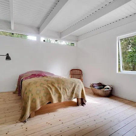 Holiday home Smillaaraq - 150m From The Sea In Sealand By Interhome